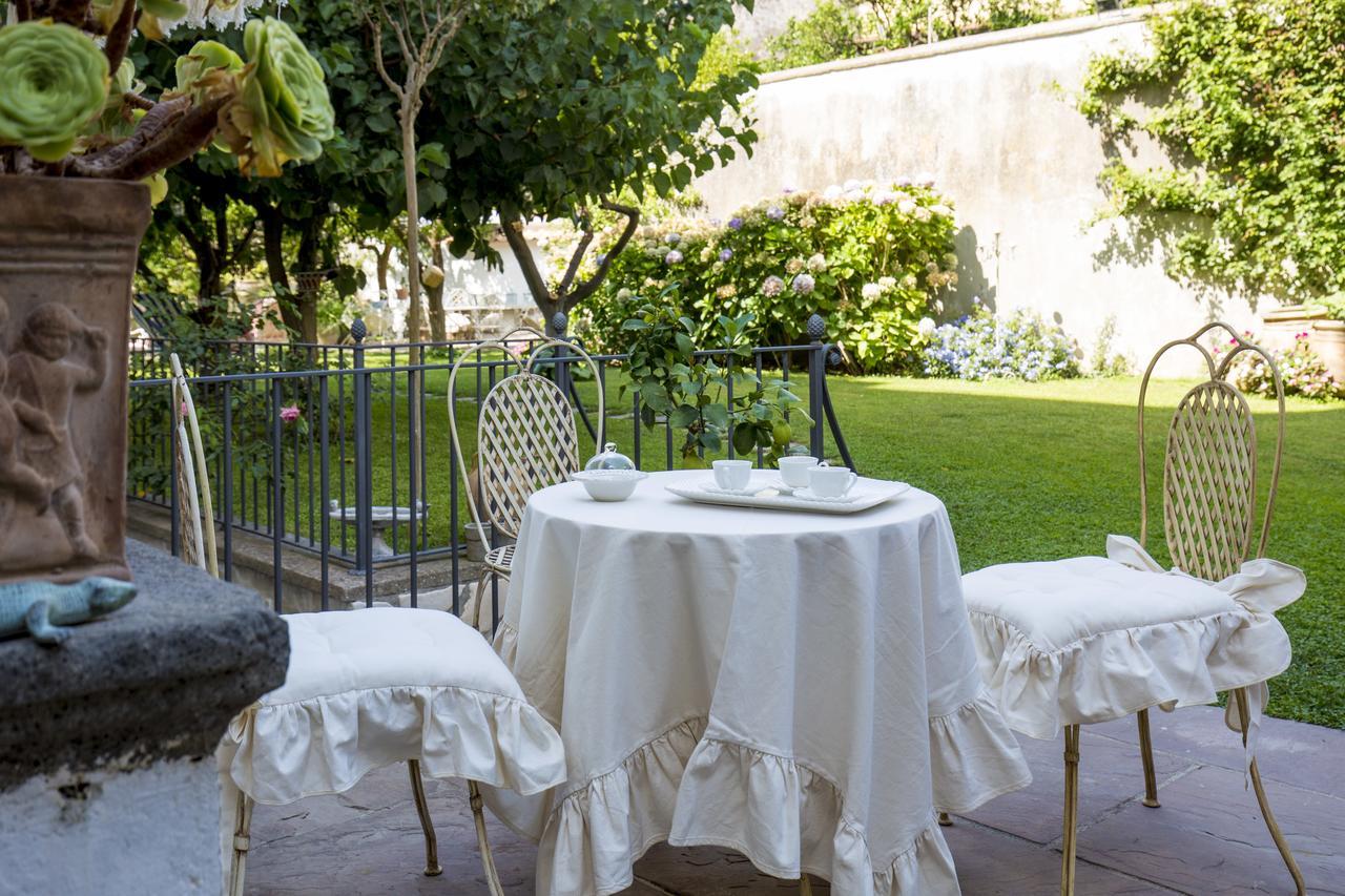 Palazzo Cacace Relais Bed & Breakfast Piano di Sorrento Exterior photo